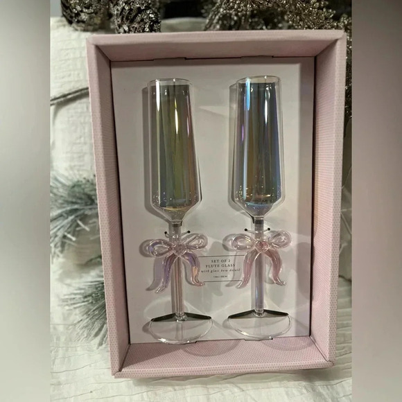 Cupcakes and Cashmere Iridescent Champagne Flute Wine Glass Set - Set of… - Picture 7 of 7